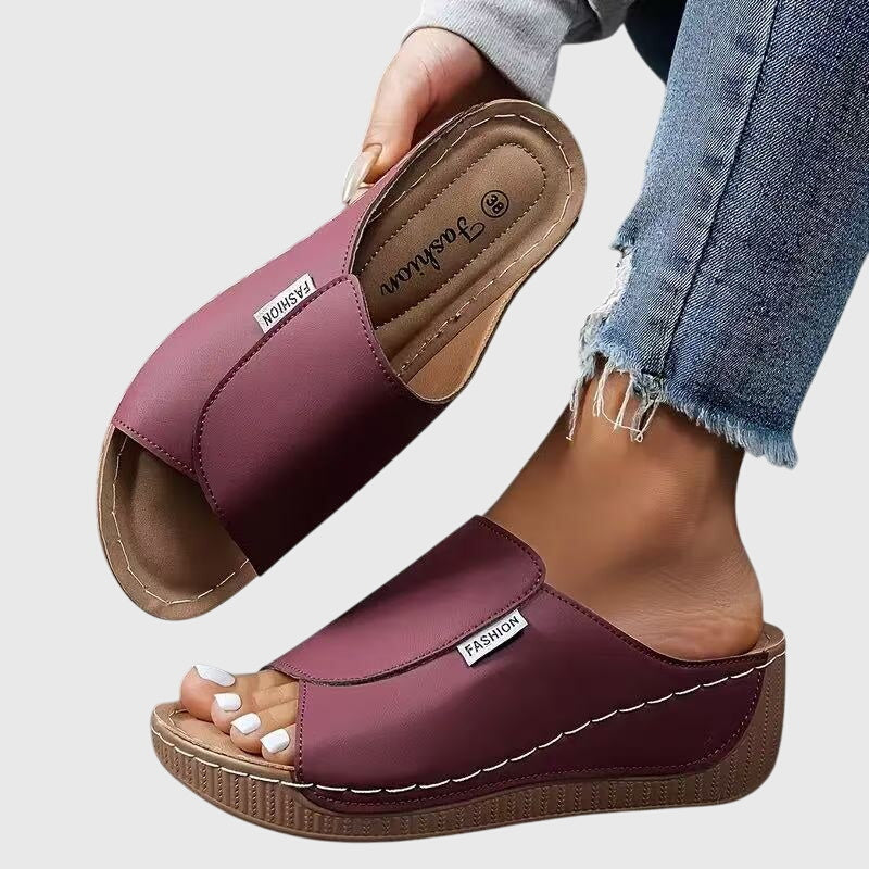Aoife | Classic Comfort Walking Sandals