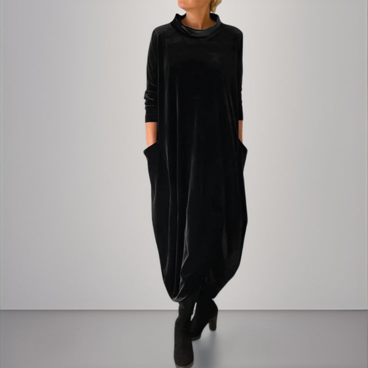 Ciara | Relaxed Velvet Dress